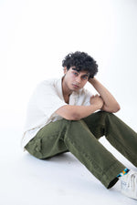 Load image into Gallery viewer, stylish green carpenter jeans