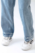 Load image into Gallery viewer, loose blue jeans men faded wash