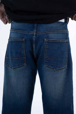 Load image into Gallery viewer, back of straight fit blue jeans