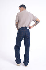 Load image into Gallery viewer, Timecut 04 Jeans: Raw Wash