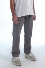 Load image into Gallery viewer, Move Easy Straight Jeans: Overcast Brown