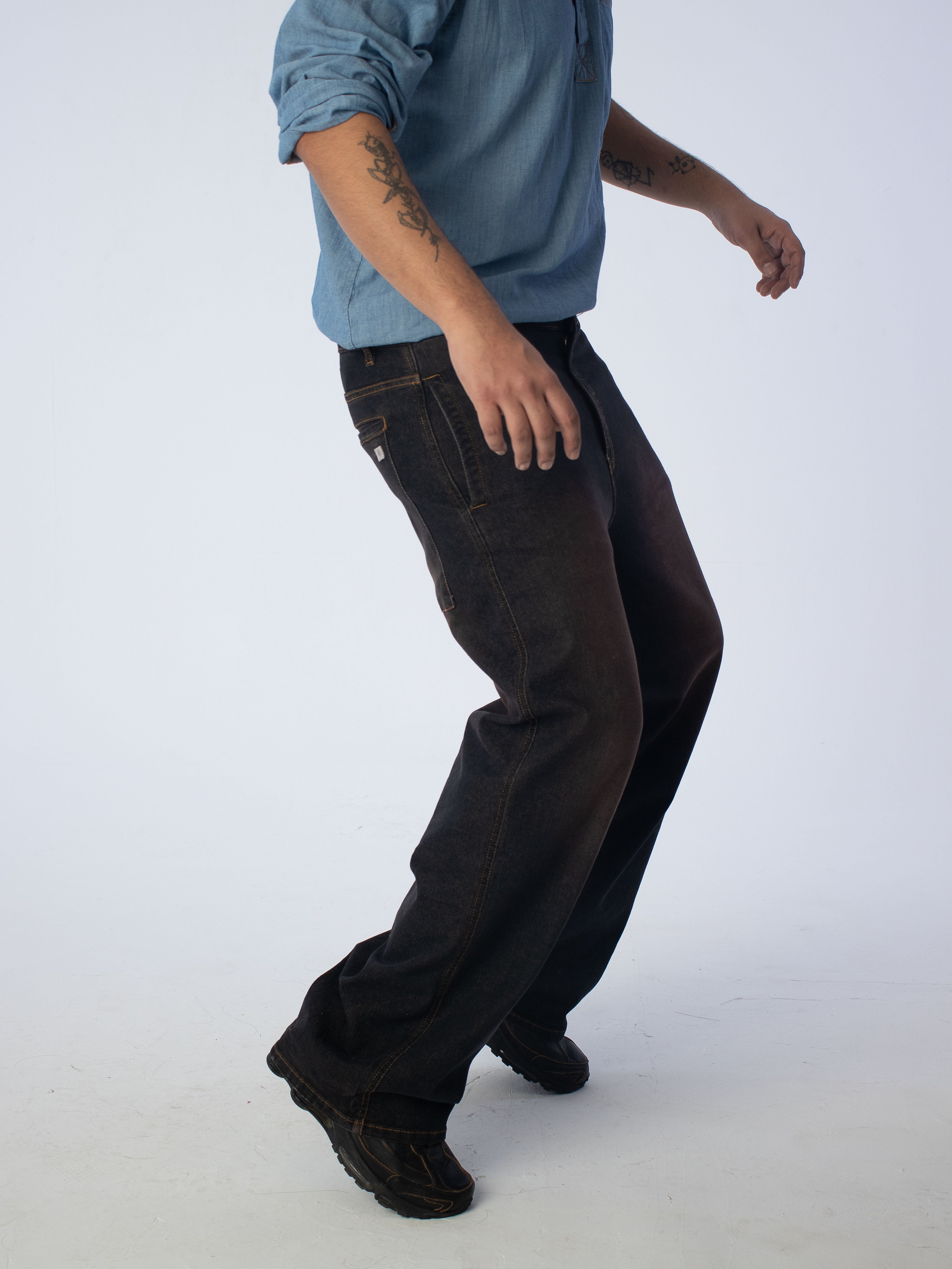 Airoweft Outline Jeans: Red Tint