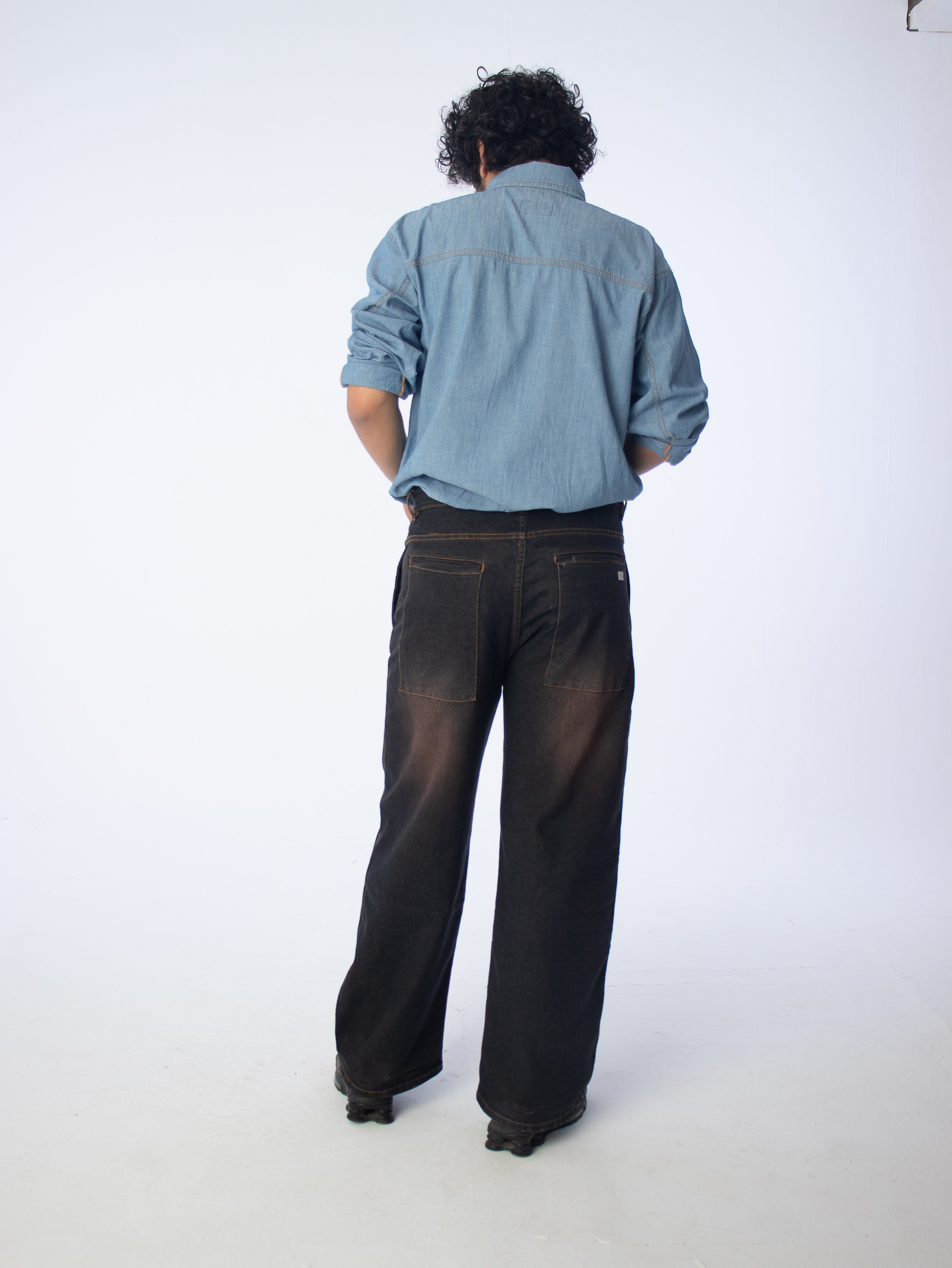 Airoweft Outline Jeans: Red Tint