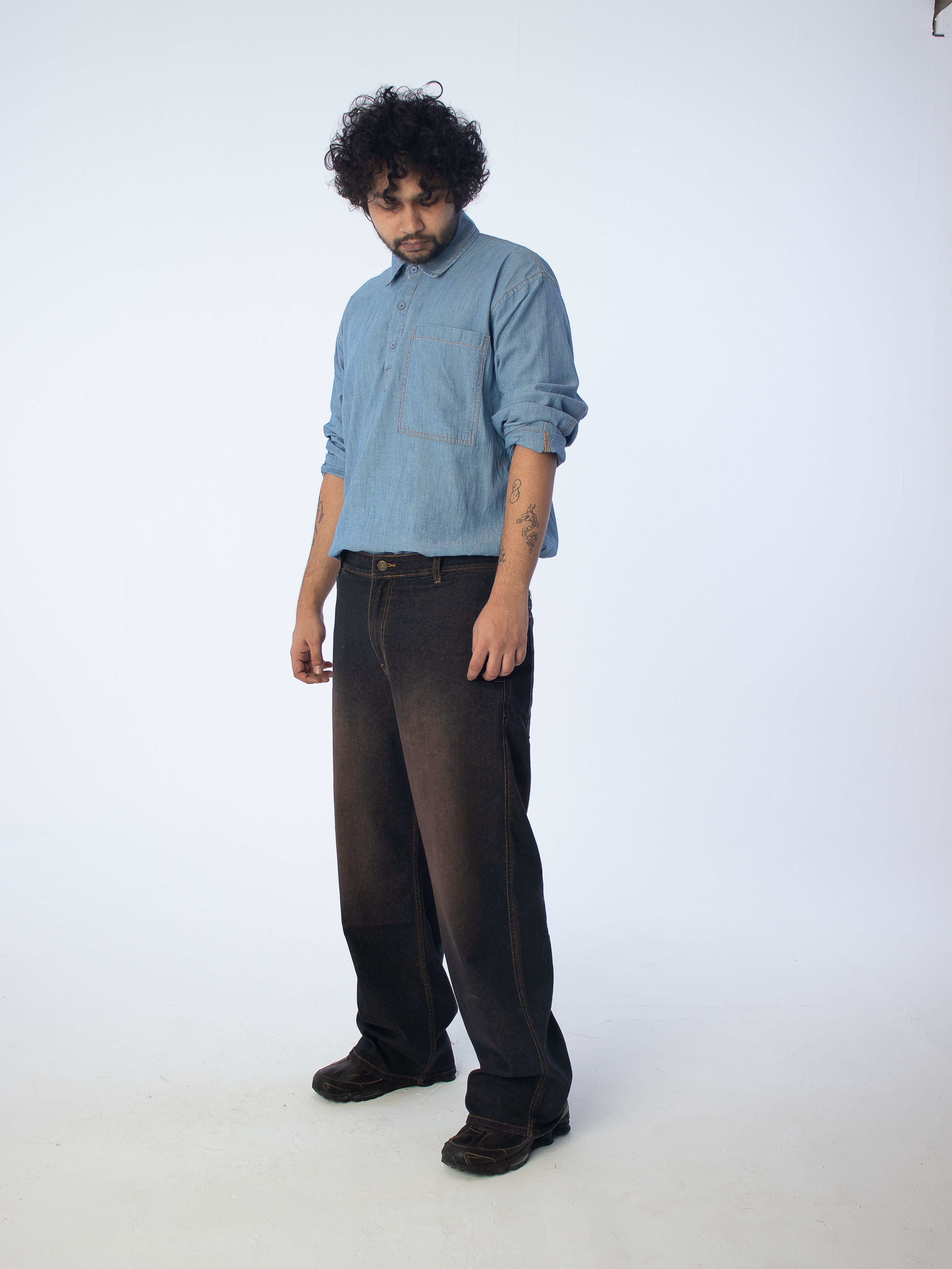 Airoweft Outline Jeans: Red Tint