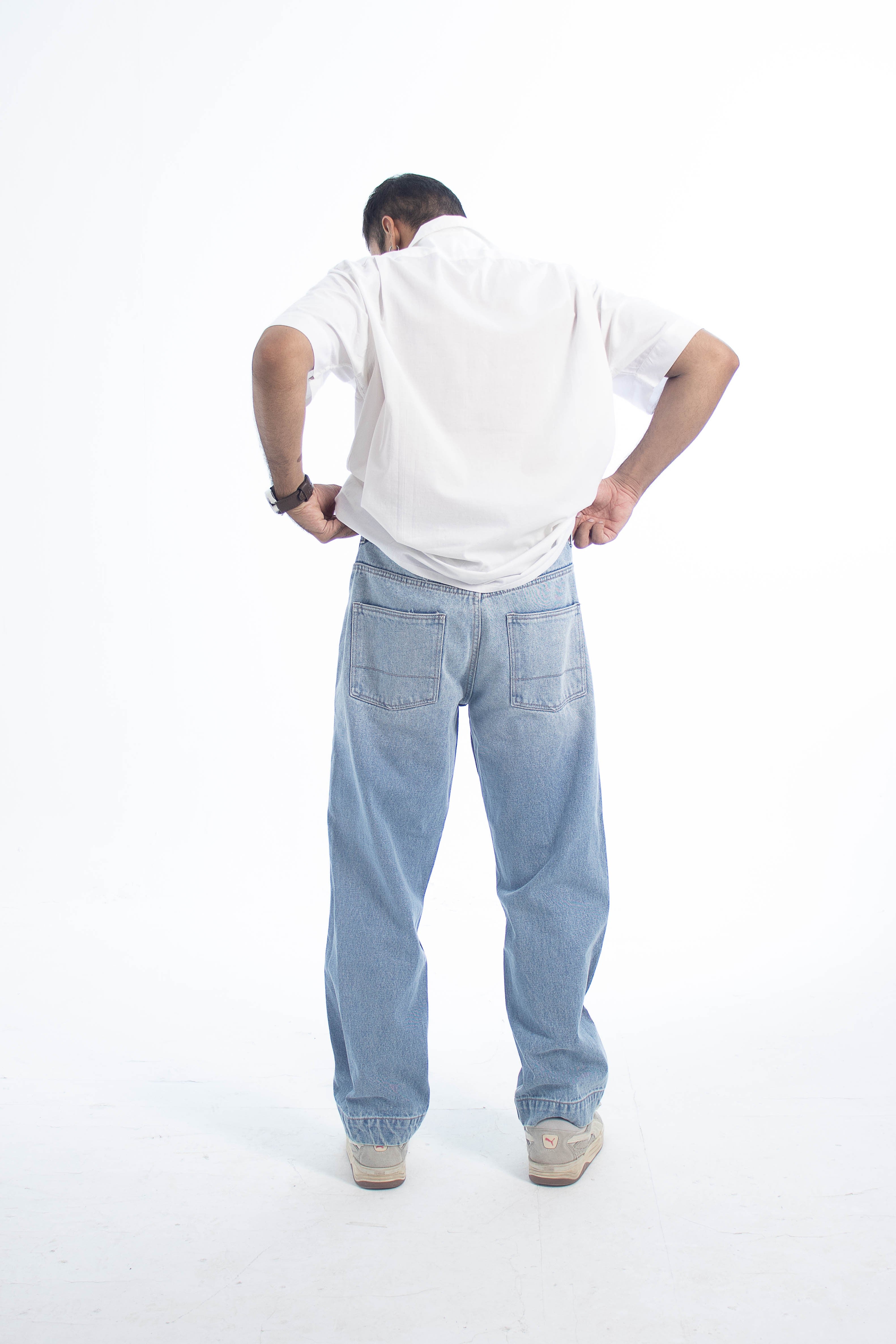 Metro Comfort Loose Jeans: Skyline Fade