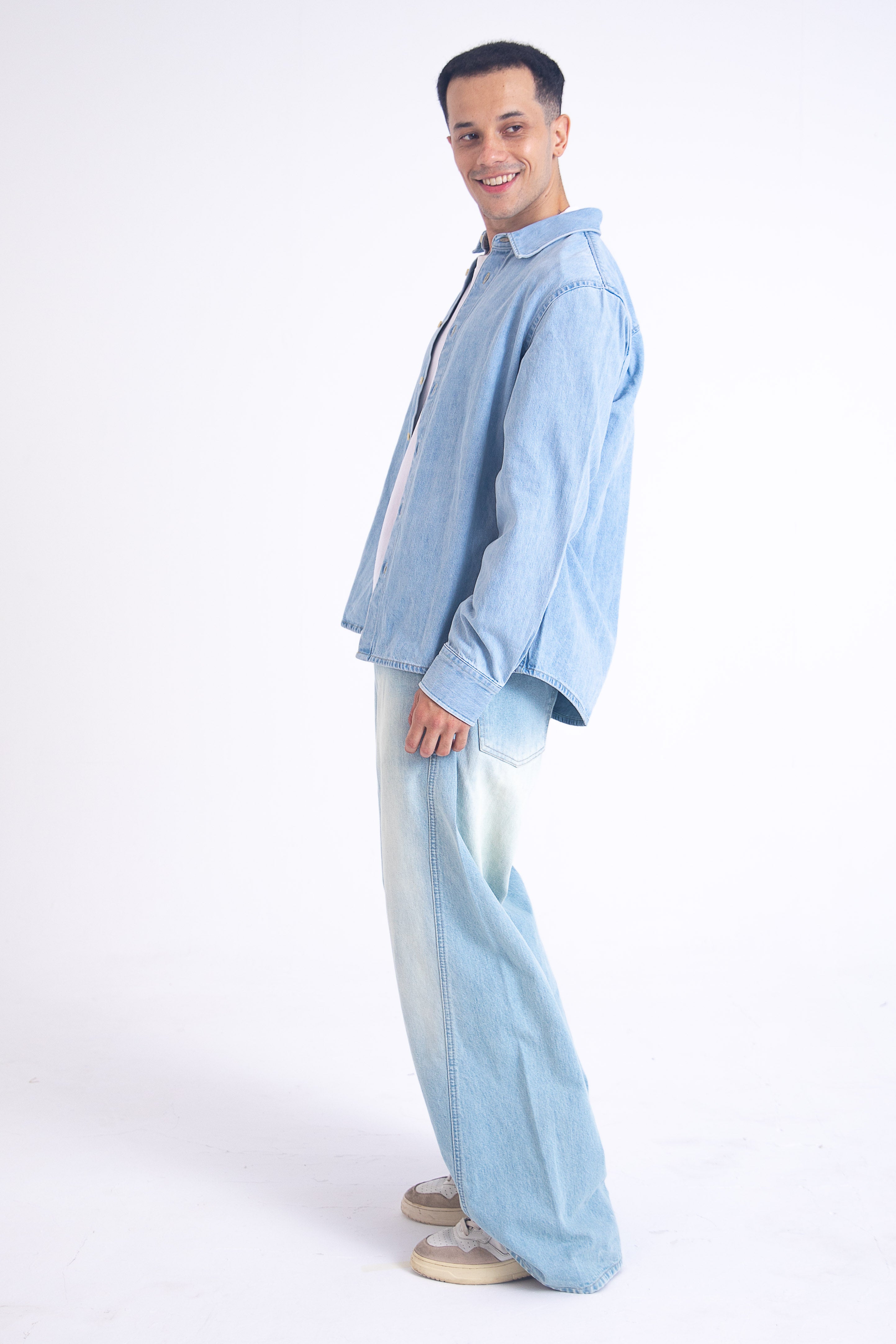 SuperBaggy Jeans: Tinted Ice