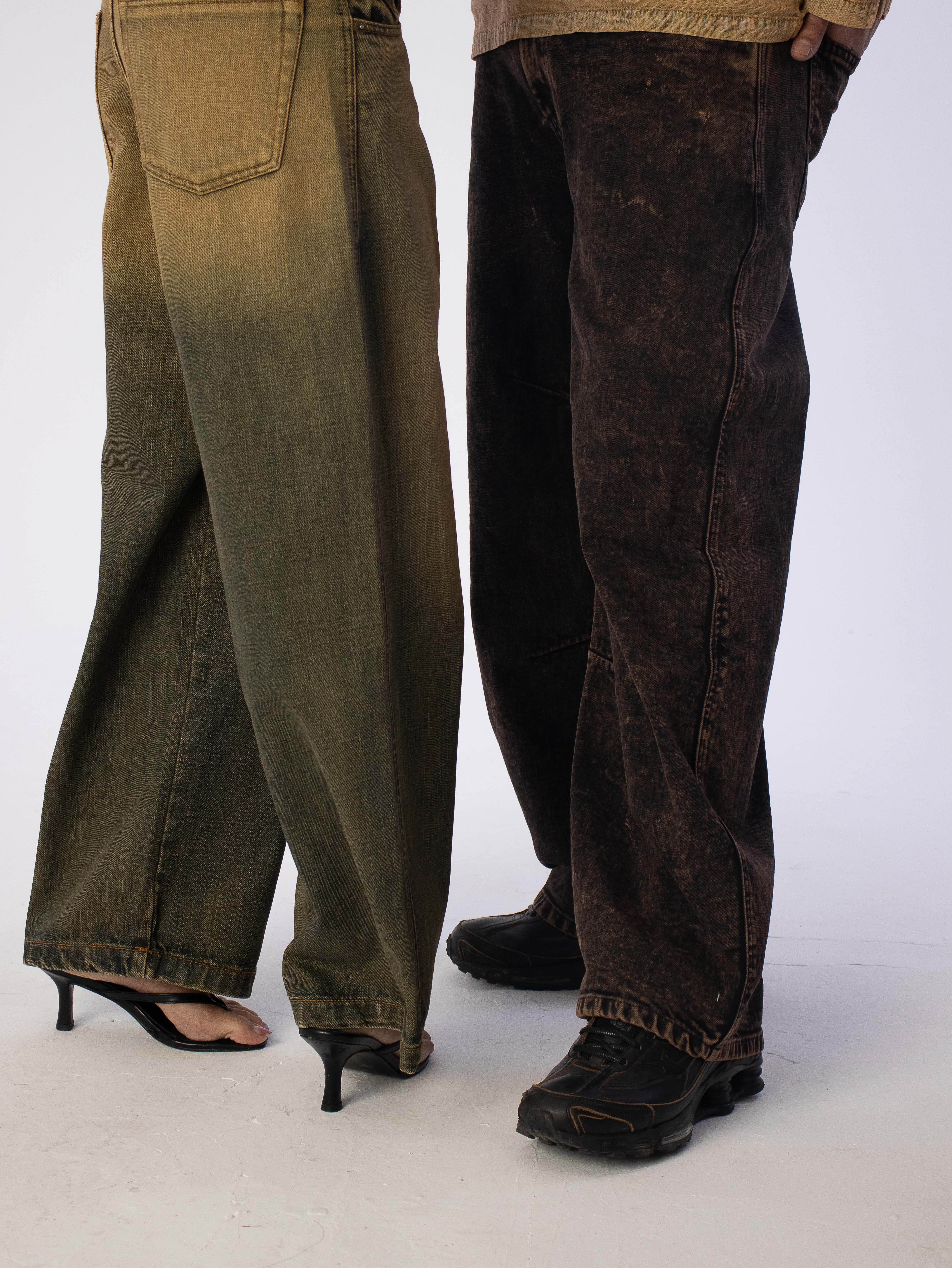 Field Barrel Fit Jeans