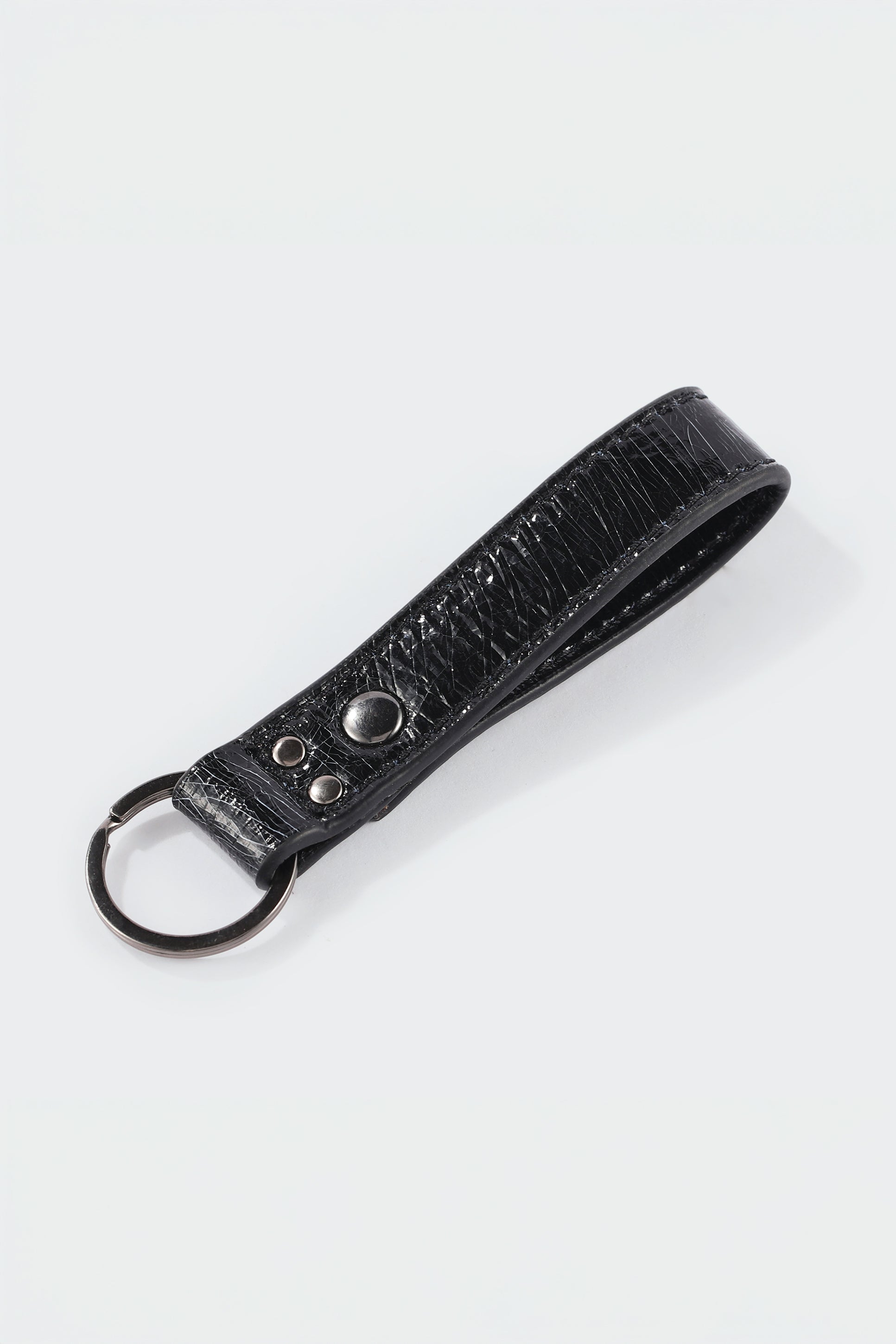 The Crackled Keyring
