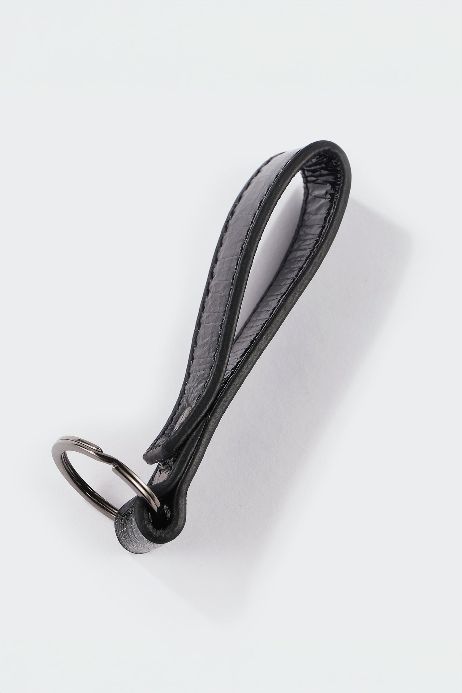The Crackled Keyring