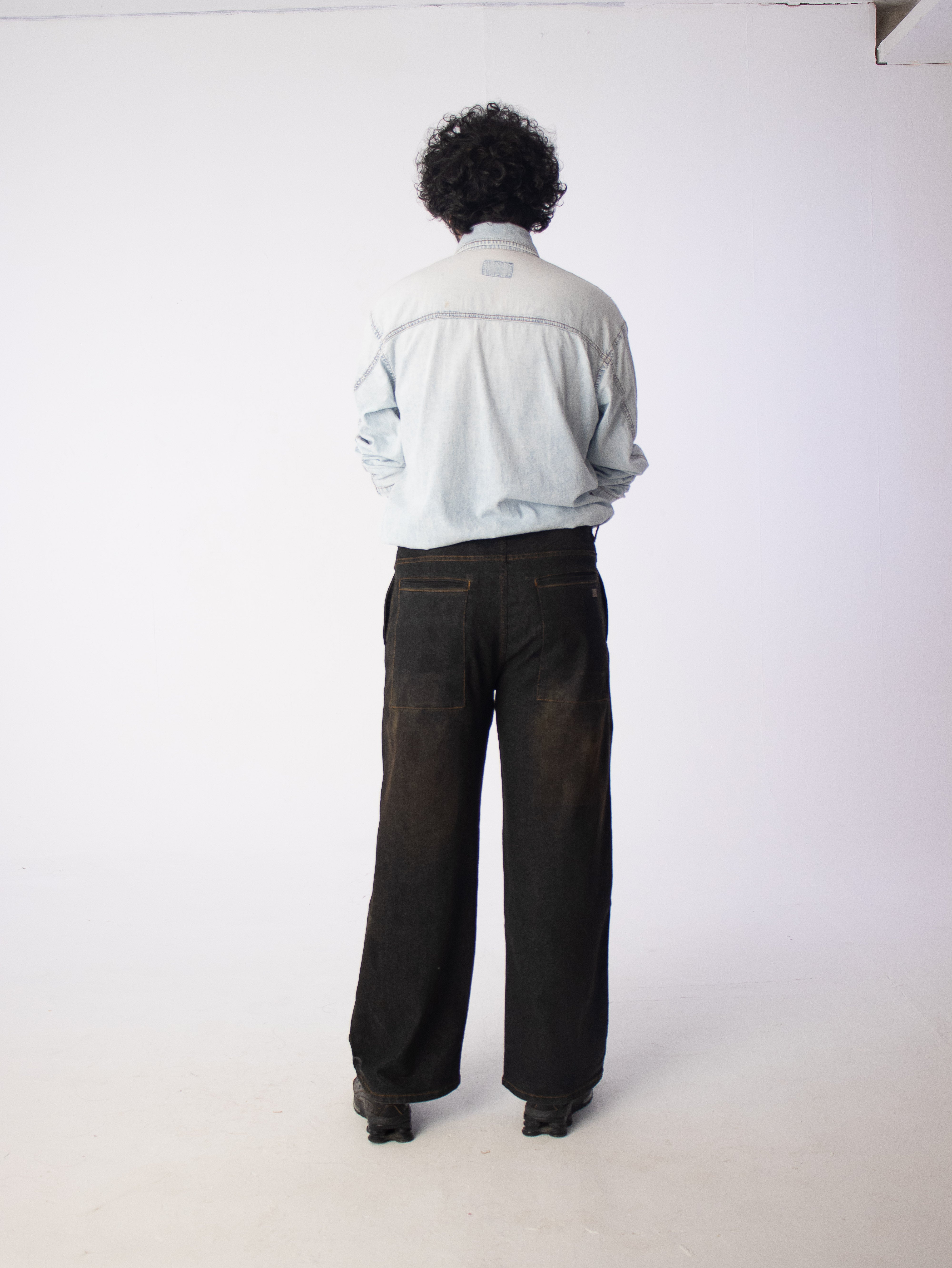 Airoweft Outline Jeans: Brown Paint