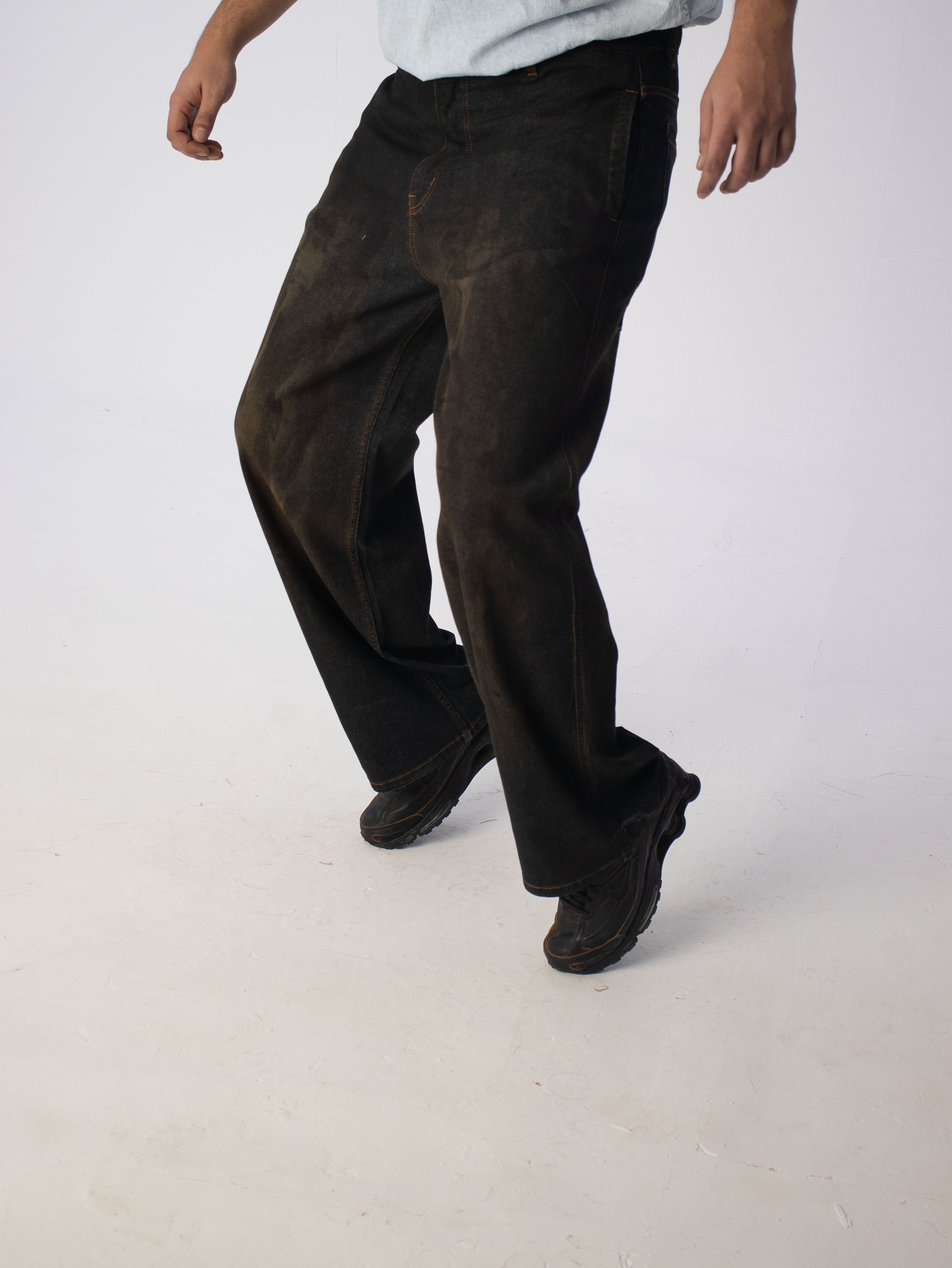 Airoweft Outline Jeans: Brown Paint